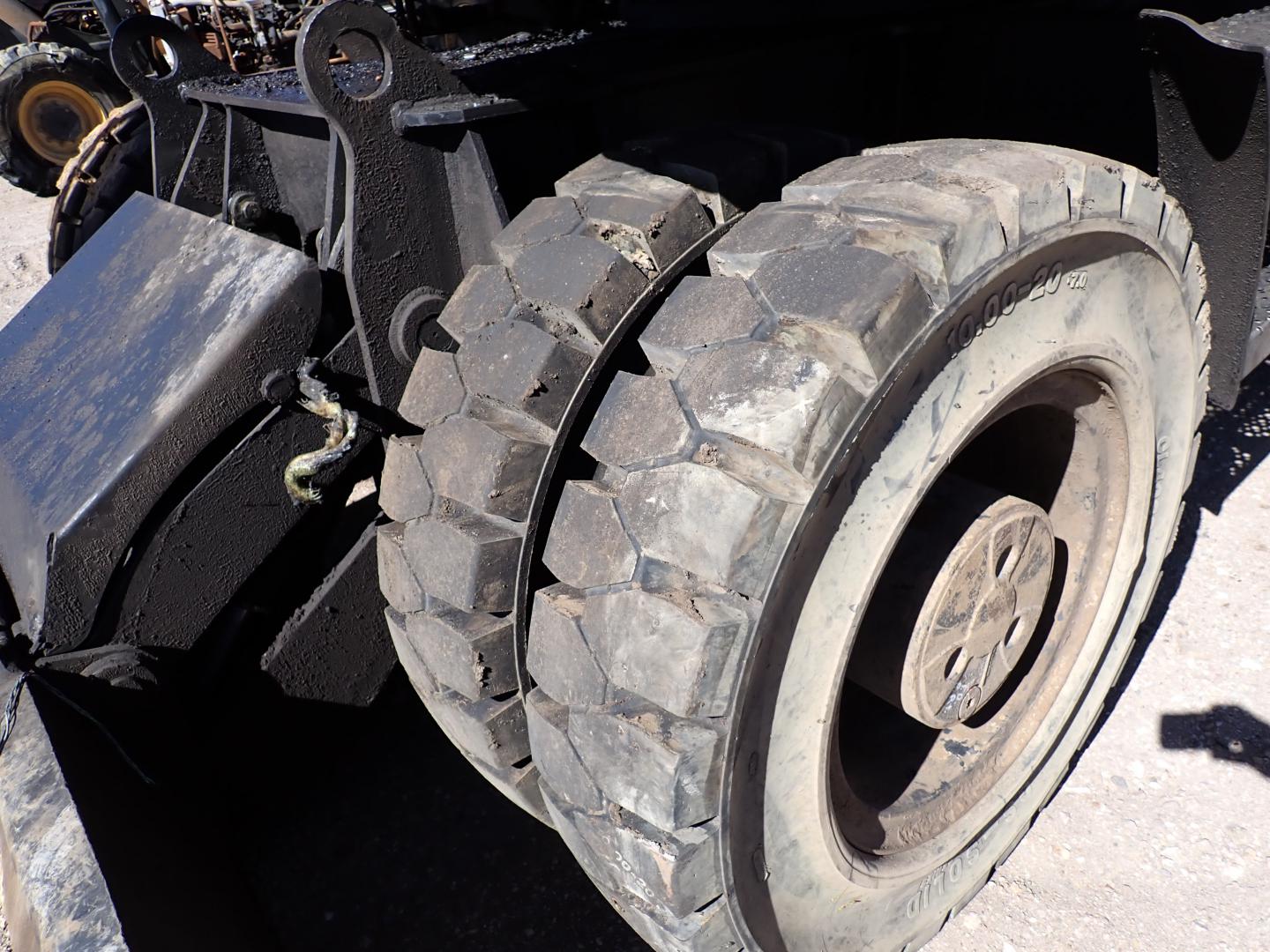 ./imagenes/INVOICE/2019/16512/EXCAVADORA SOBRE LLANTAS CAT_M318D (7).JPG